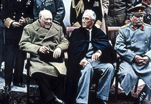 Churchill, Roosevelt et Staline, lors de la Conférence de Yalta, février 1945.